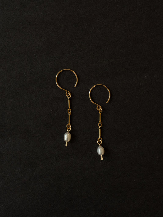 Dainty Freshwater Rice Pearl Drop Hoop Earrings