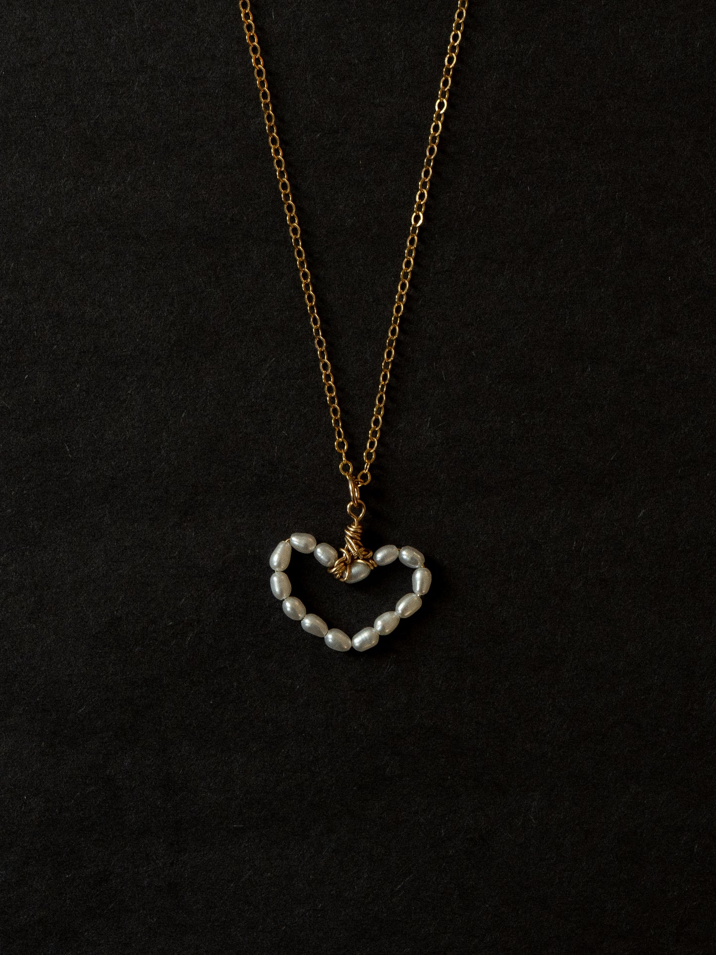 Dainty Freshwater Rice Pearl Heart Necklace