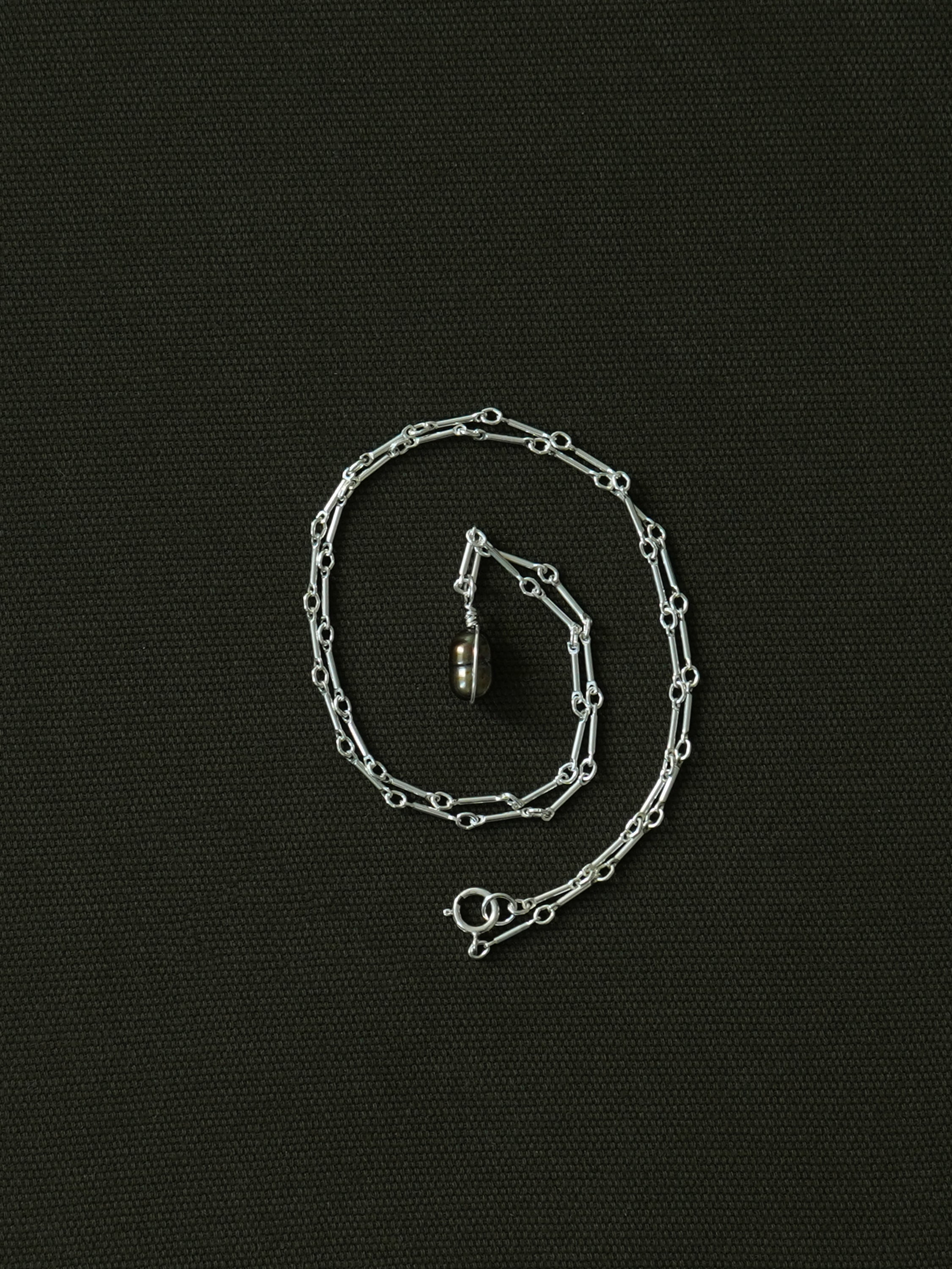 Dark Green Pearl Charm Necklace in Silver