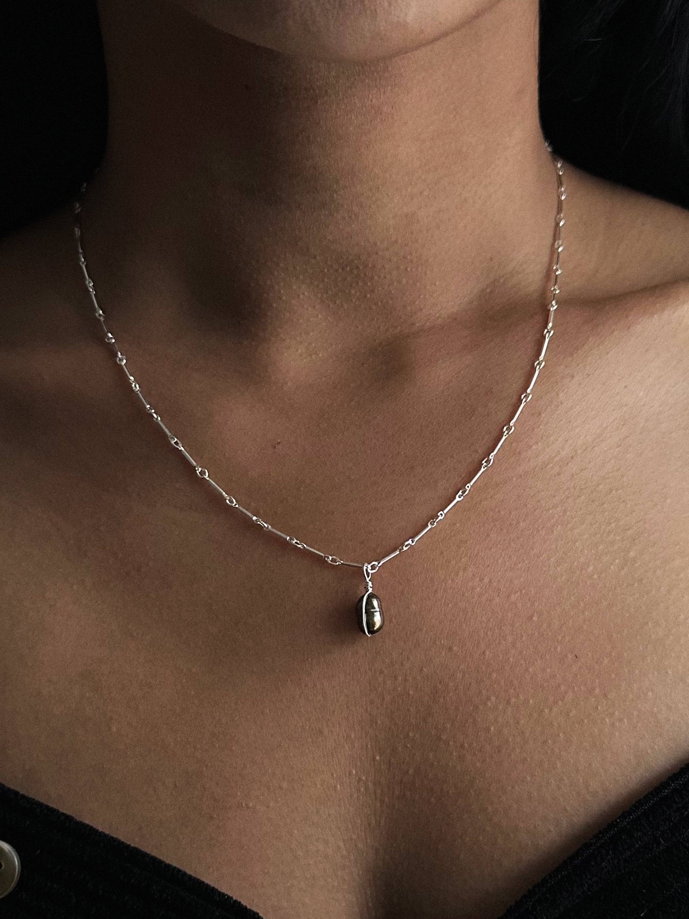 Dark Green Pearl Charm Necklace in Silver