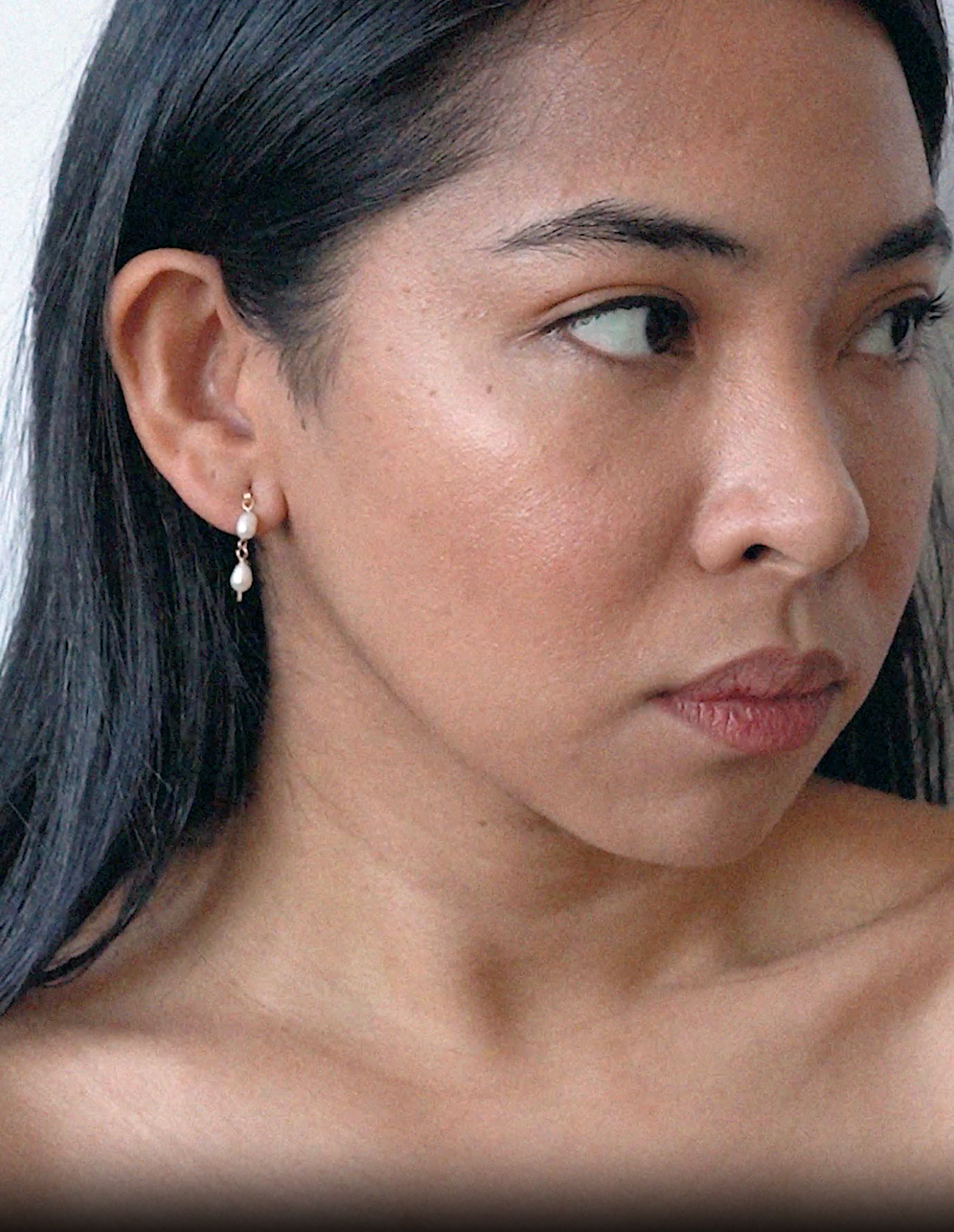 Dainty Rice Pearl Dangling Earrings