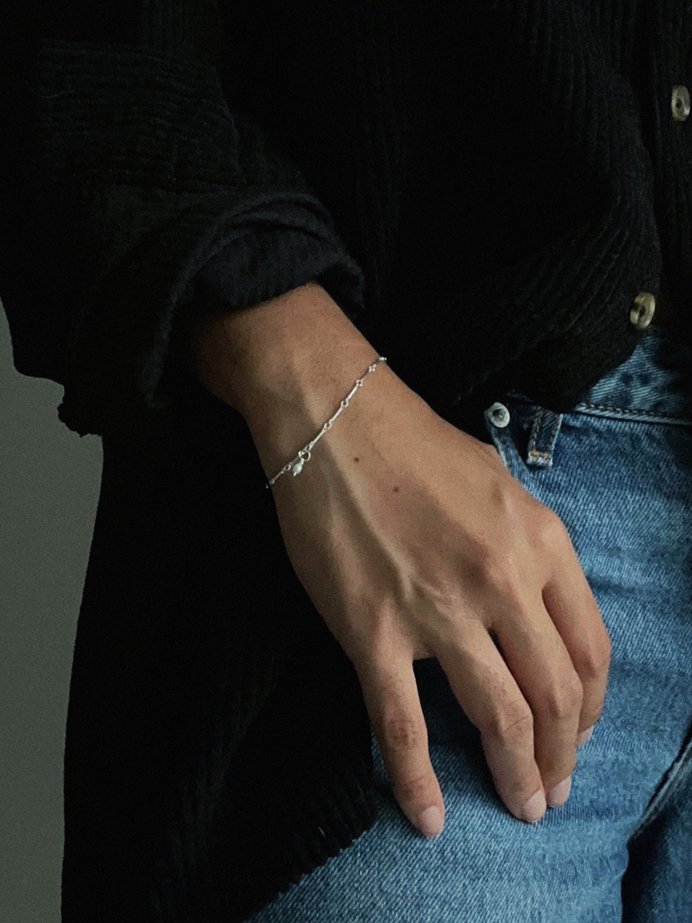 Tiny Pearl Bar Chain Bracelet in Silver