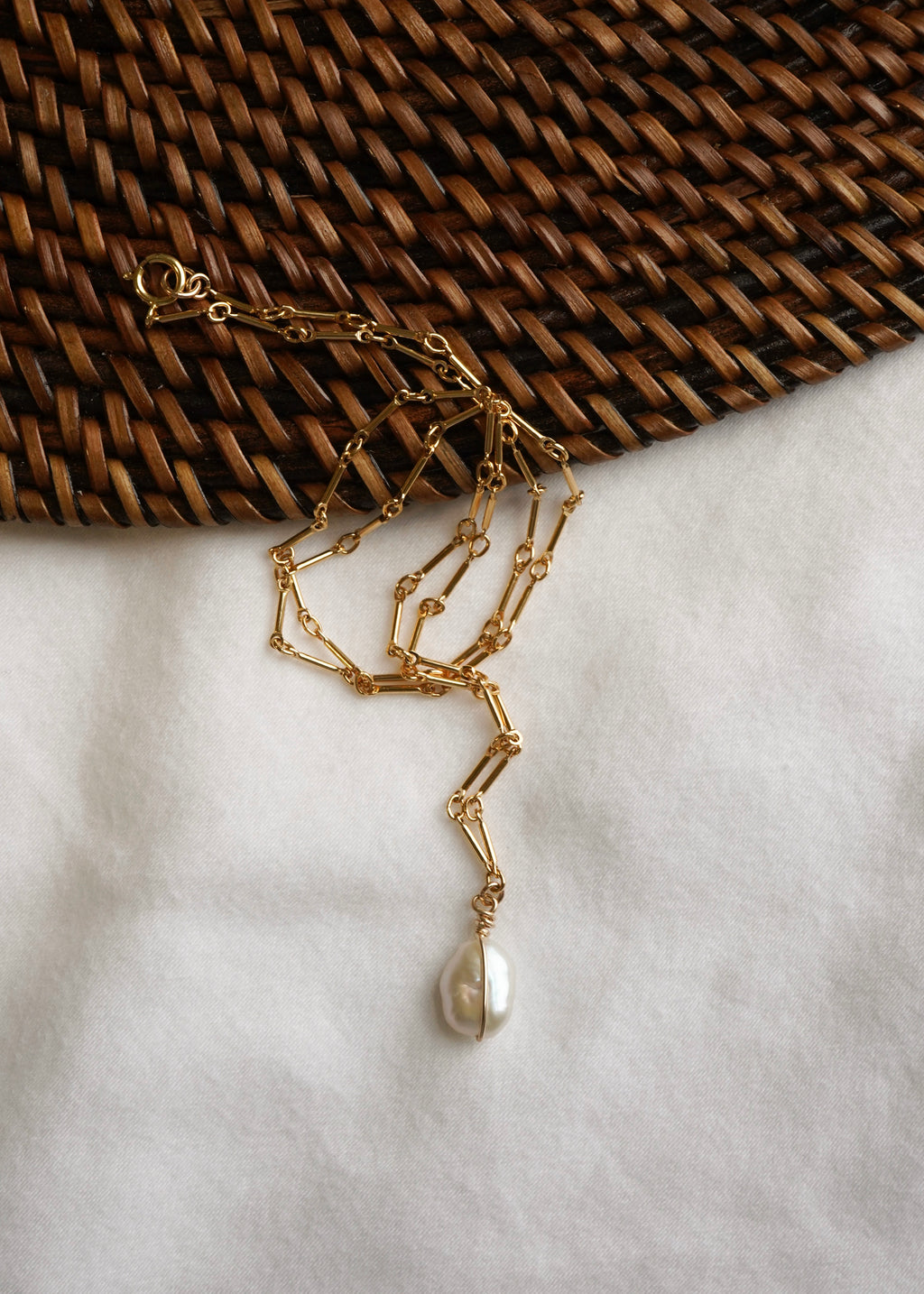 Baroque Pearl Pendant Necklace in Gold