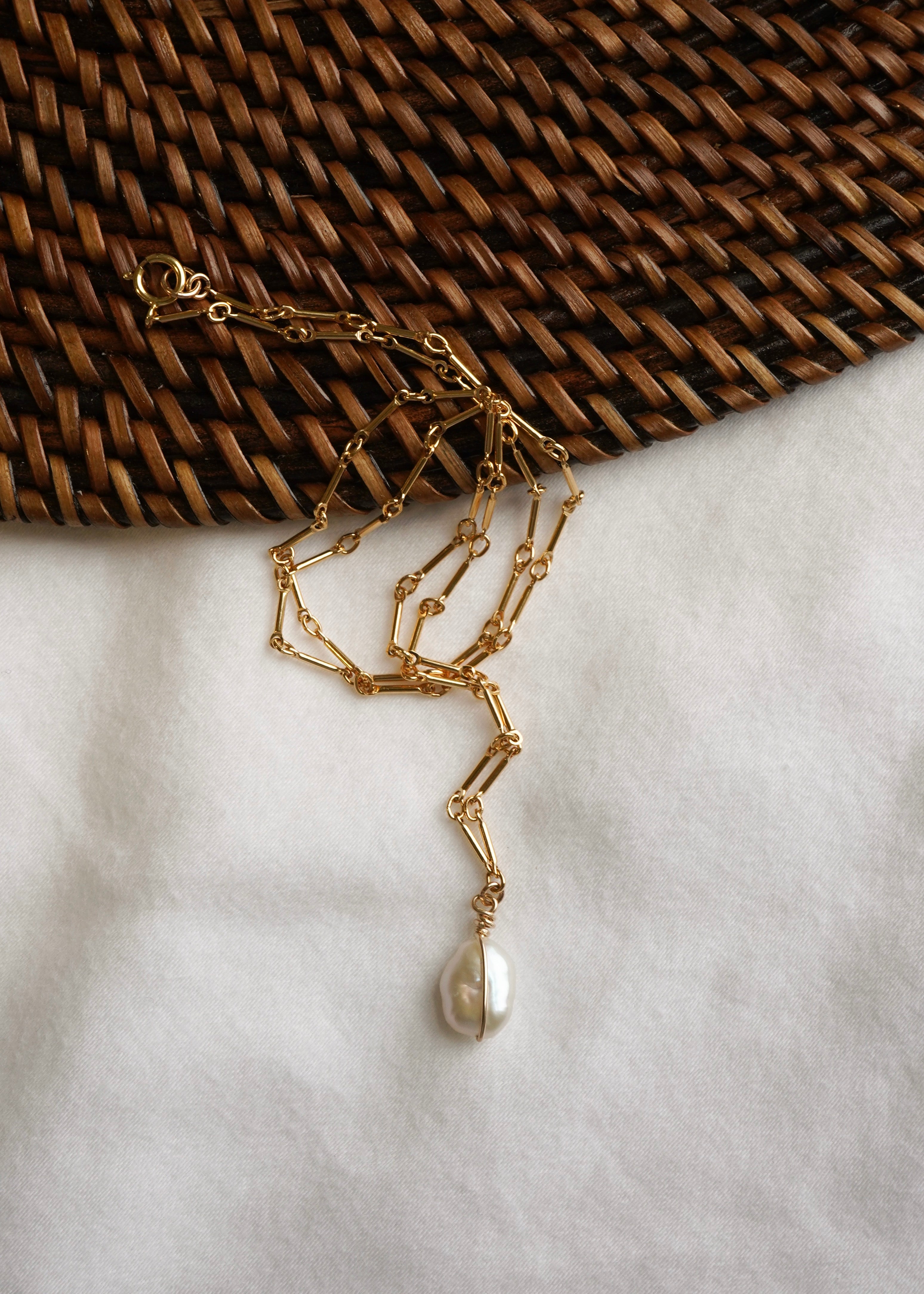 Baroque Pearl Pendant Necklace in Gold